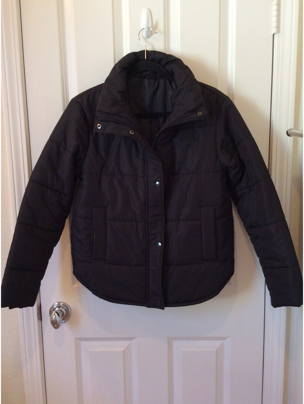 Zella Black Puffer Jacket - Small